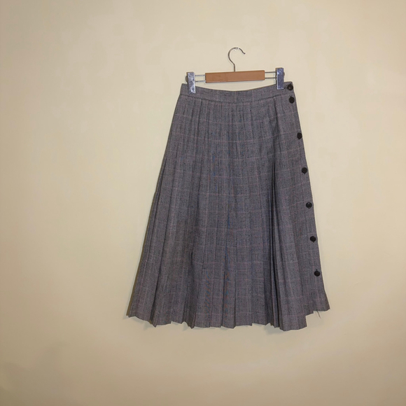 Highland Queen Vintage Pleated Grey Plaid Long Skirt, SZ 6 27" waist - Picture 7 of 9